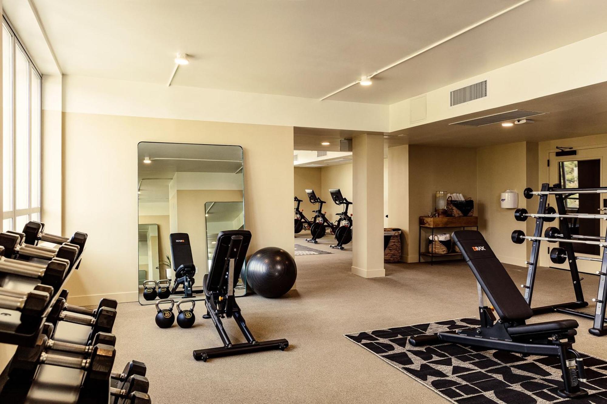 Hotel June West La, A Member Of Design Hotels Los Angeles Eksteriør bilde